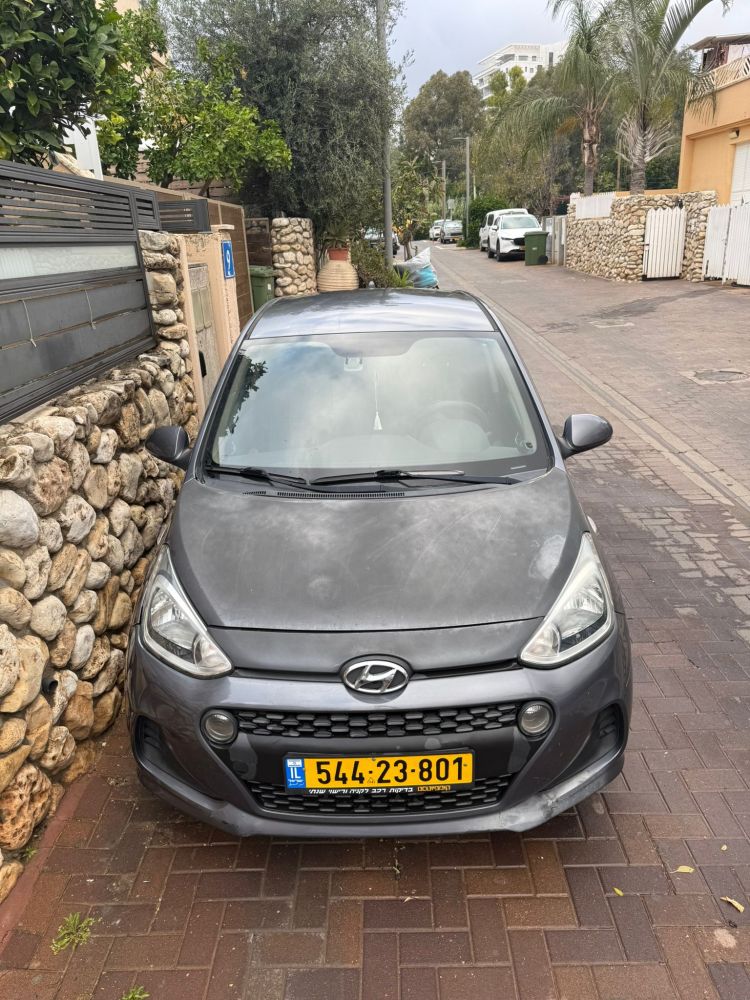 יונדאי i10